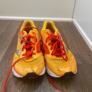 Womens Mizuno running shoes